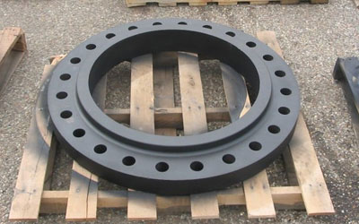 Brides F1 en acier allié